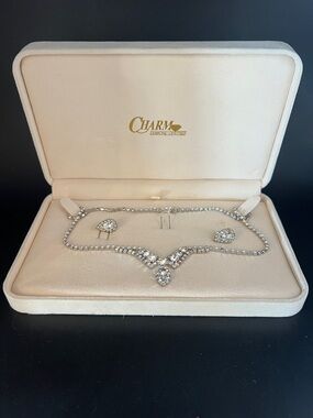 Silver-Tone Crystal Necklace & Earring Set - Clear
